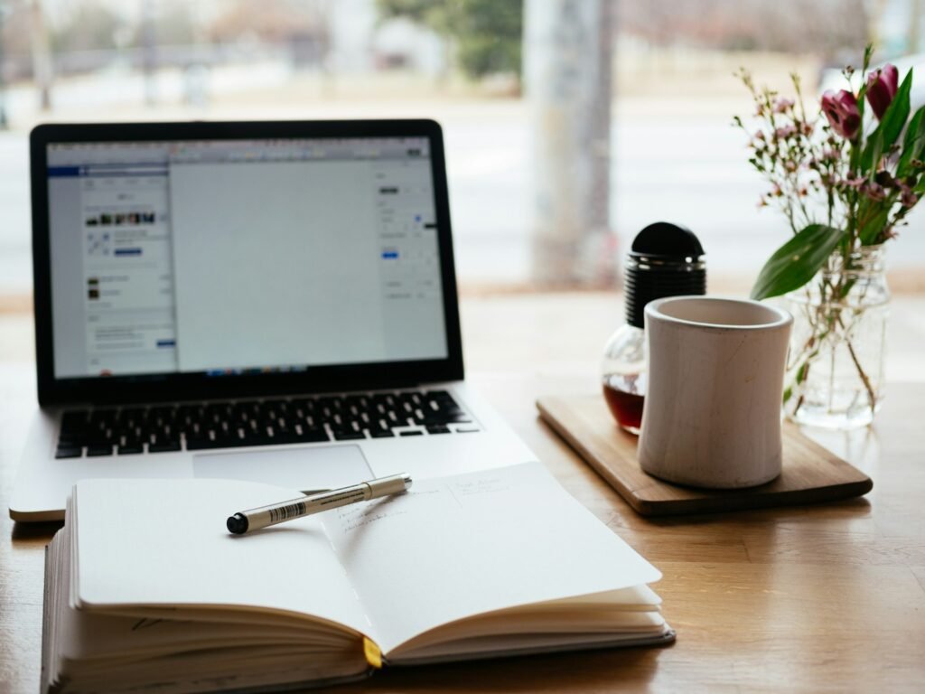 como escolher bons equipamentos para o trabalho remoto da sua equipe