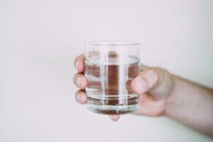 O que avaliar antes de comprar um purificador de água?